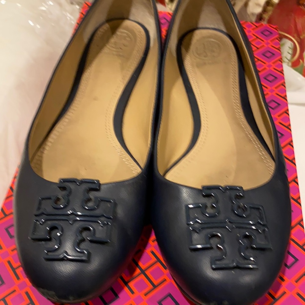 EUC Tory Burch navy flats